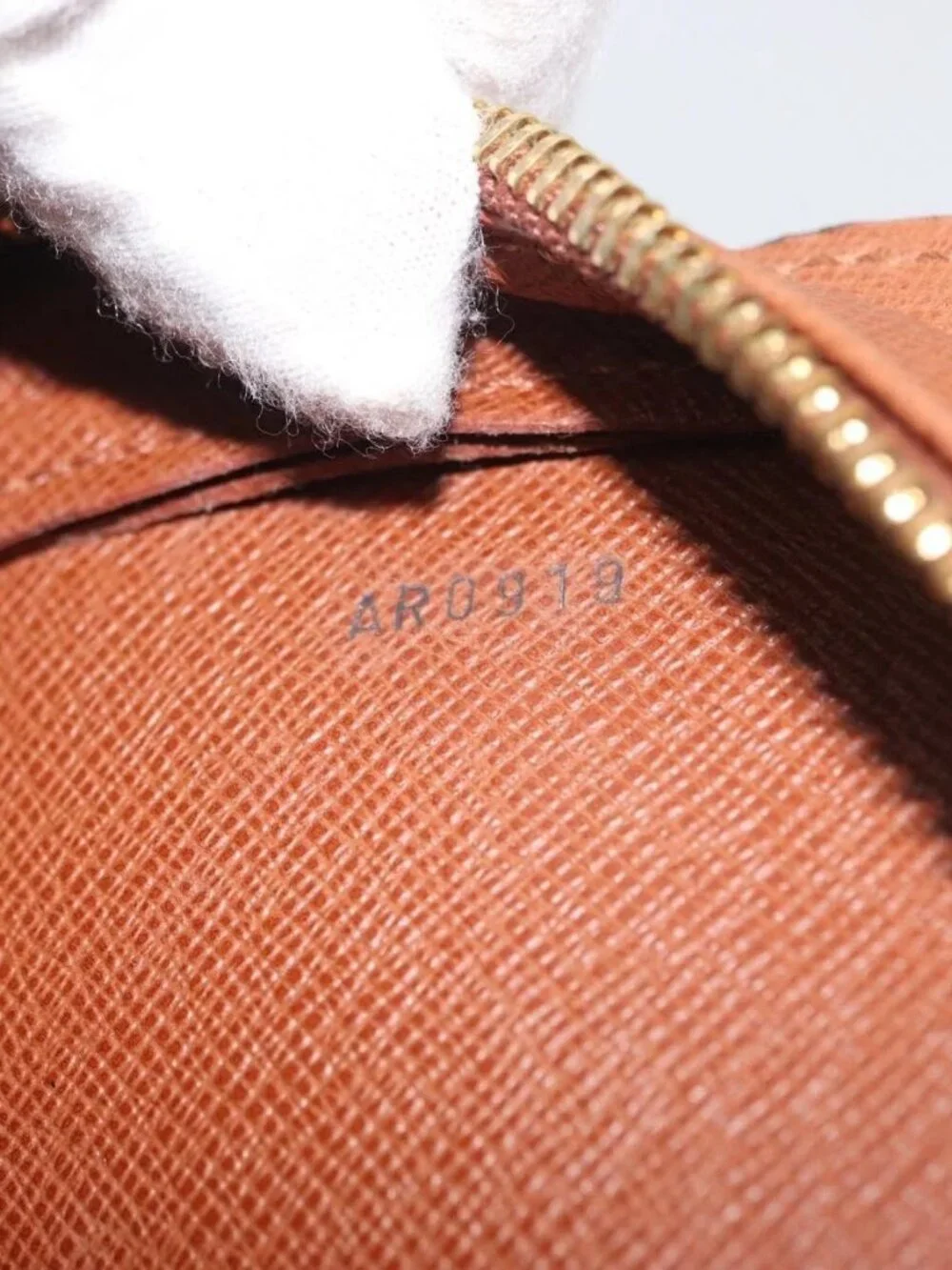 LOUIS VUITTON Monogram Orsay Clutch Bag M51790 LV Auth 174024A - Picture 12 of 16